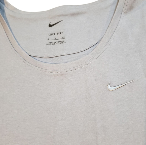 Nike Dri Fit Grey Tank Smal NWT - Picture 5 of 5